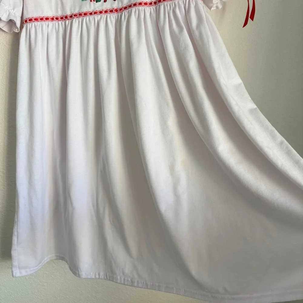 Abby & Evie Girls Christmas Smocked Dress White Red Holly Embroidery Size 12
